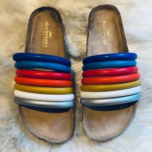 Daybreaks Slides Rainbow Sandals - 9M 🌈